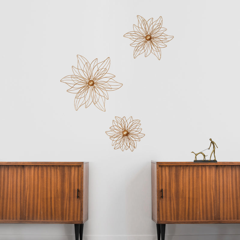 Set of 3 golden metal flowers for wall art.