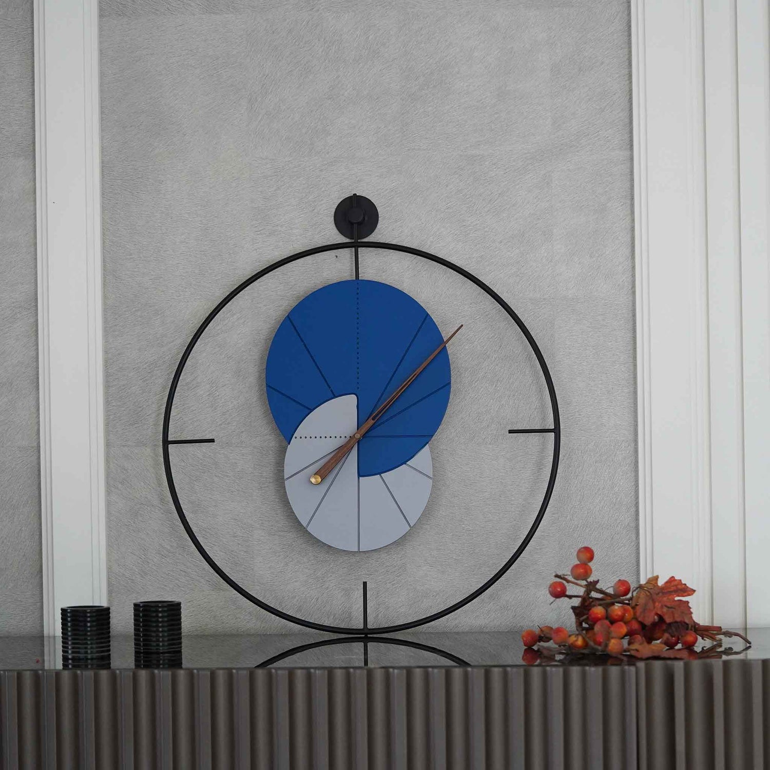 large wall clock in modern design circular shape